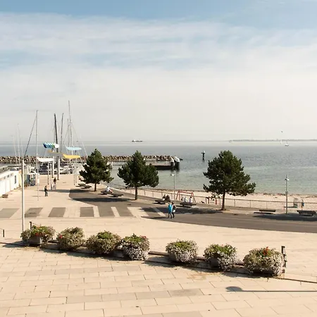 Westside Апартаменты Штранде